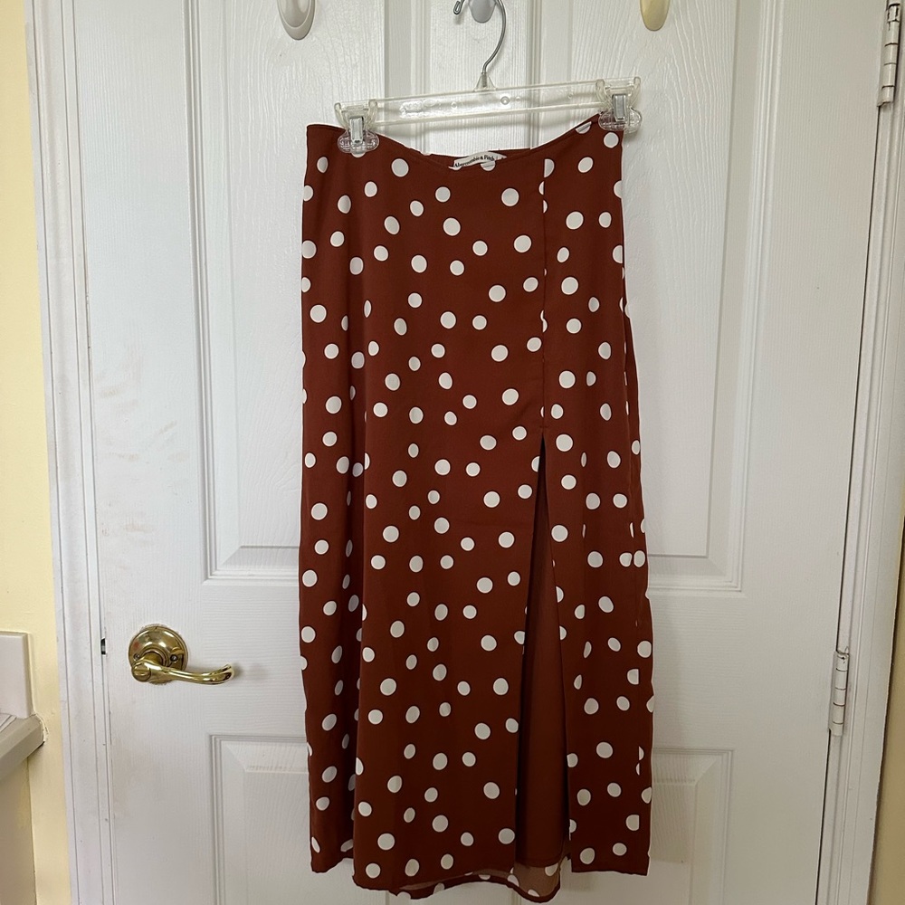 Abercrombie & Fitch Dipped Waist Polka Dot Midi Slip Skirt Size S